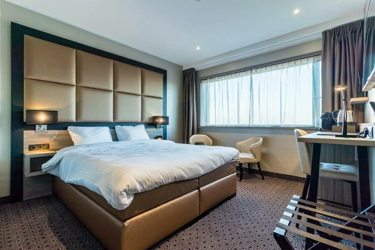 Riva Hotel Den Haag - Delft 4*, The Hague